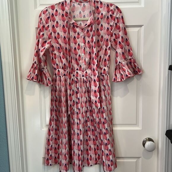 Pink and Red feather Patterned Dress marked medium fits small - Picture 6 of 8